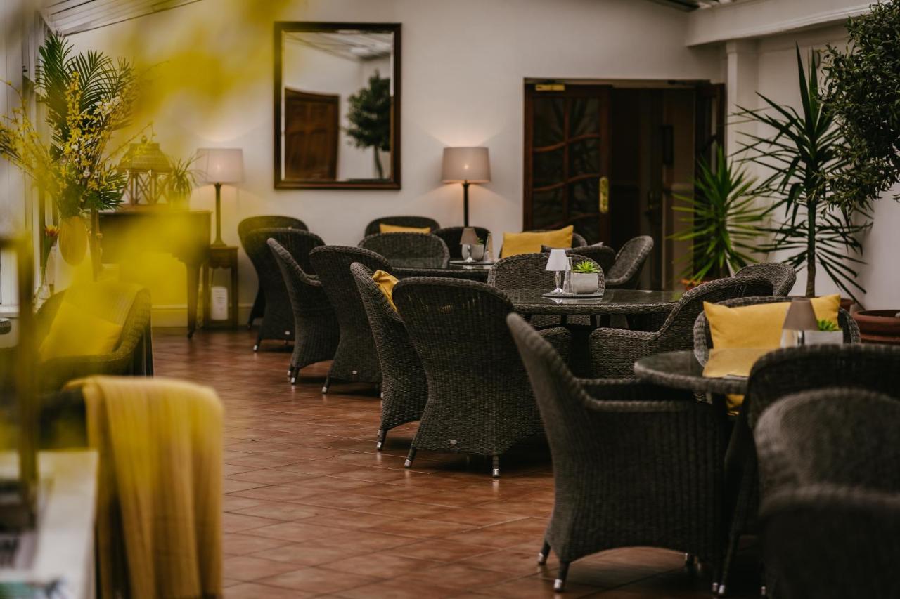 Rowton Hall Hotel And Spa チェスター エクステリア 写真