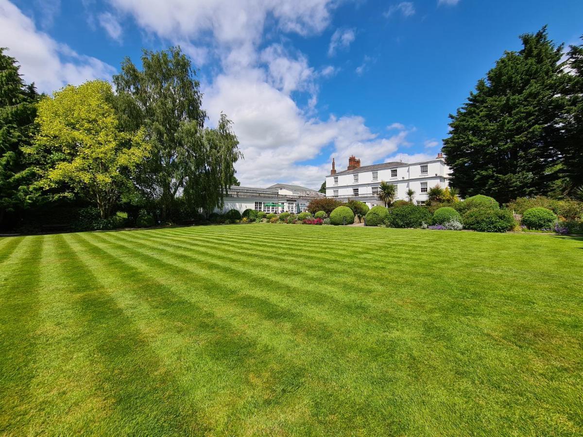 Rowton Hall Hotel And Spa チェスター エクステリア 写真