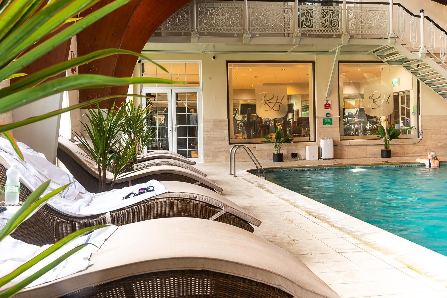 Rowton Hall Hotel And Spa チェスター エクステリア 写真