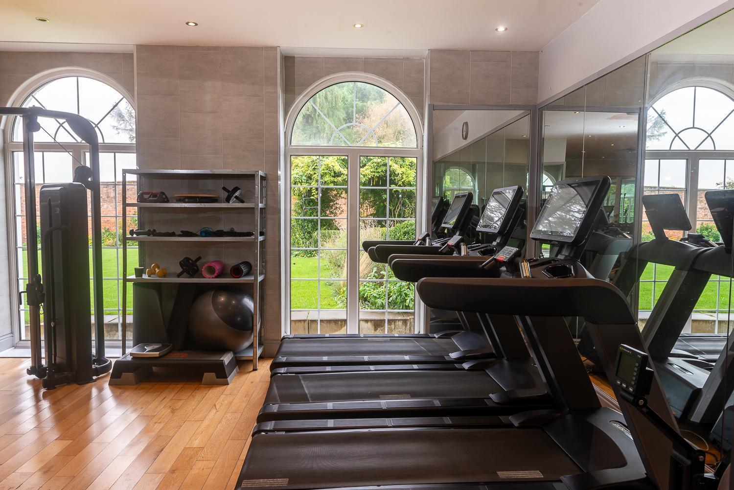 Rowton Hall Hotel And Spa チェスター エクステリア 写真